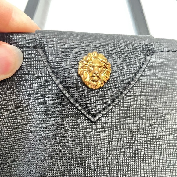 Anne Klein Sophisticated Black Leather Tote Bag with Minimalist Design 12.5"x15" - Picture 4 of 12